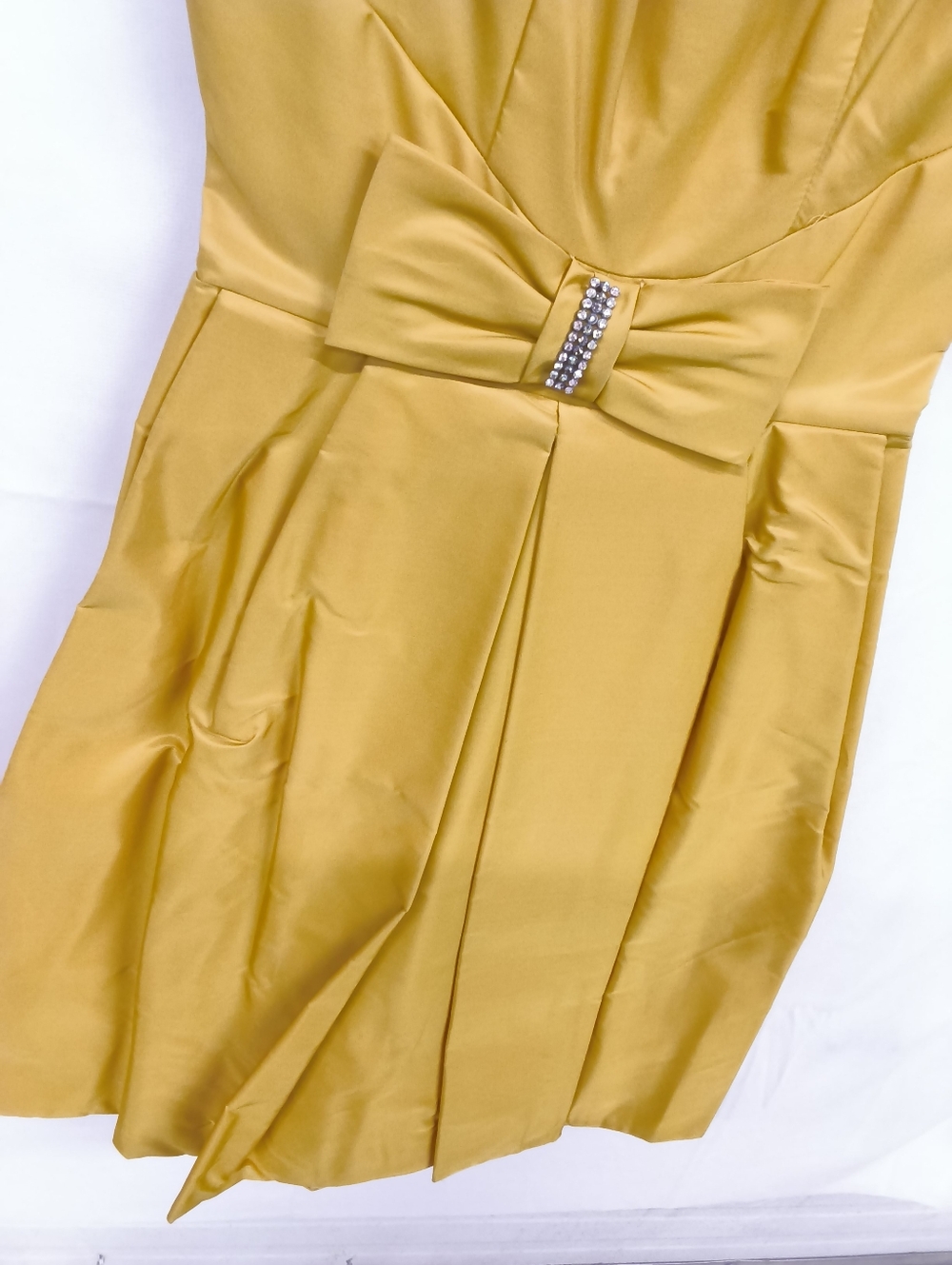 1950s Union-Made Gold Satin Swing Dress - Picture 5 of 14